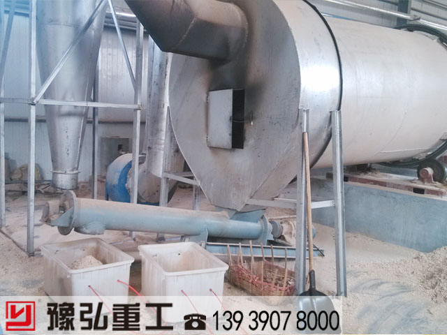 木屑烘干機(jī)現(xiàn)場 木屑烘干機(jī)現(xiàn)場